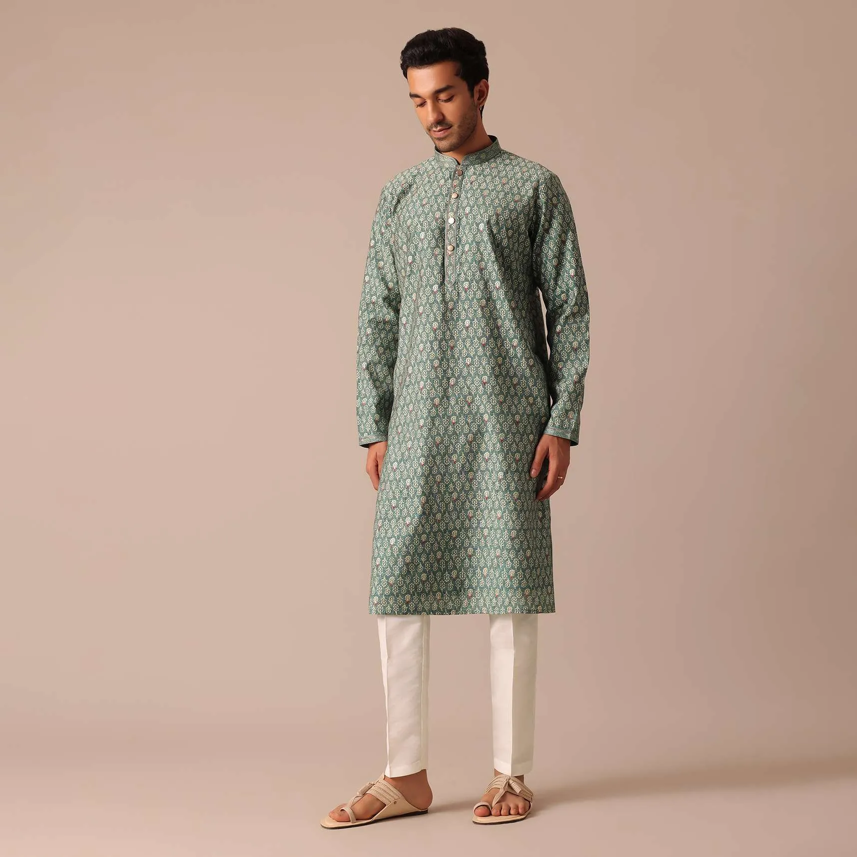 Green Kurta Set In Muslin Silk With Foil Work