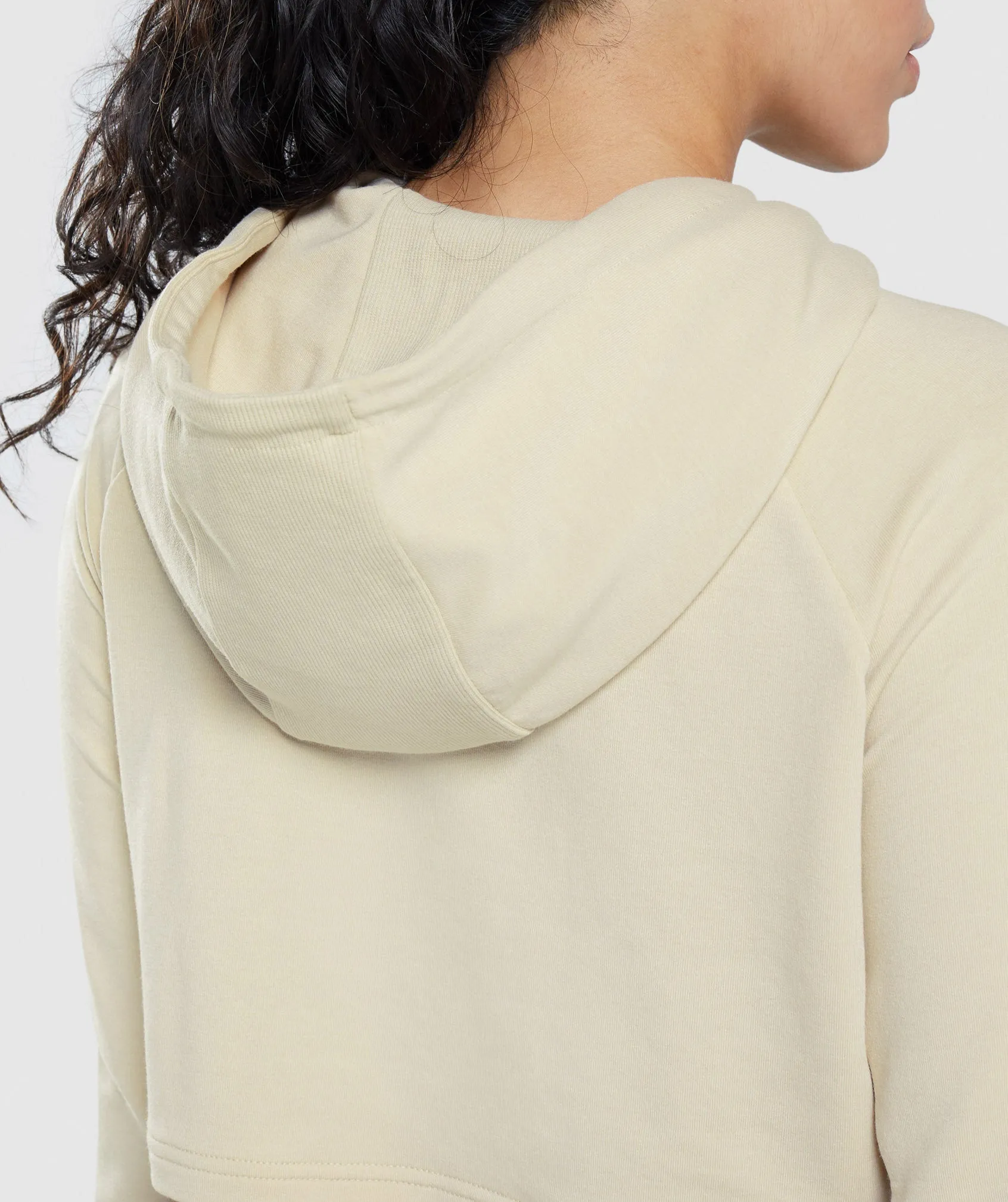 Gymshark Training Cropped Hoodie - Vanilla Brown