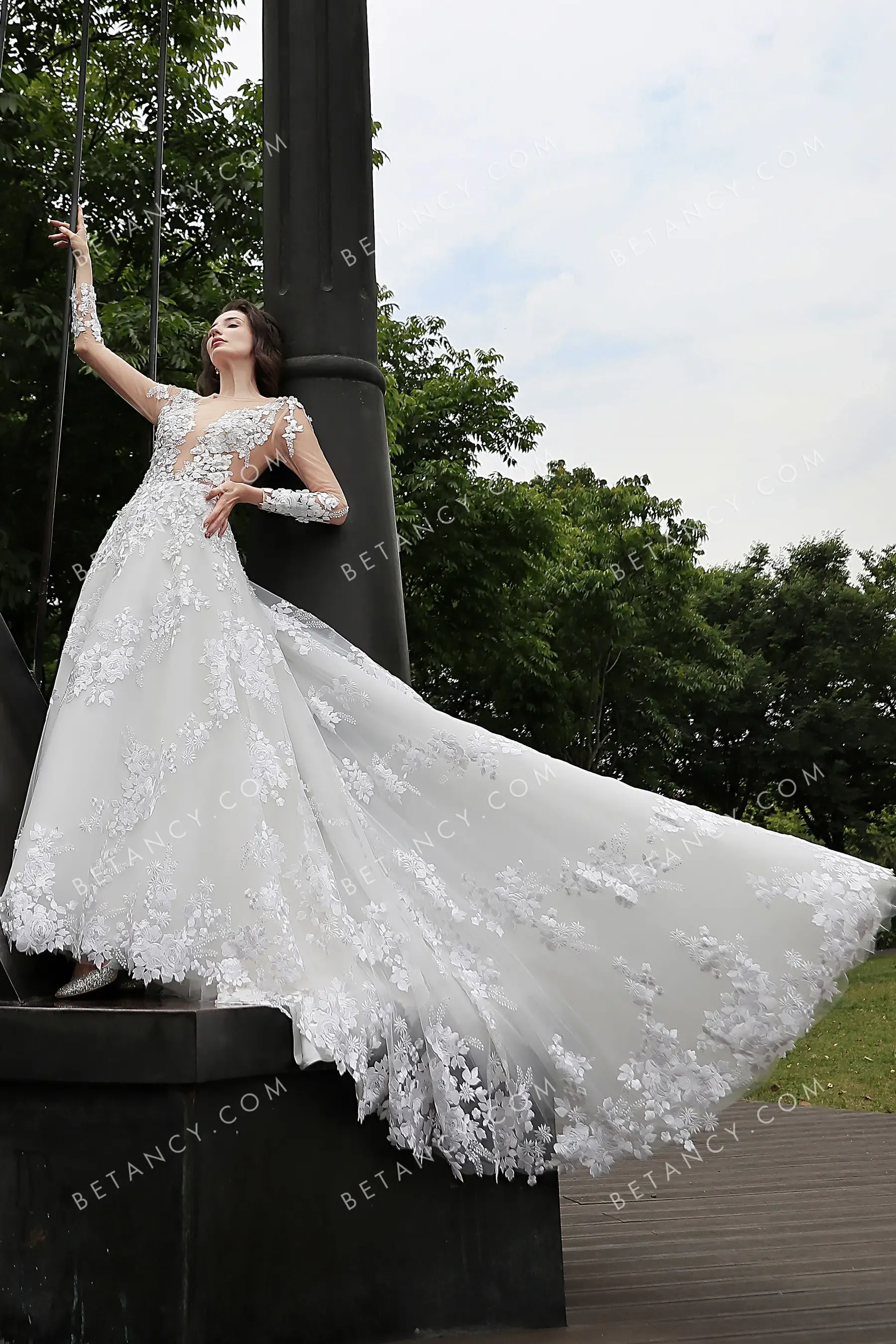 Illusion 3D Lace Flowers Luxuriant Wedding Ball Gown