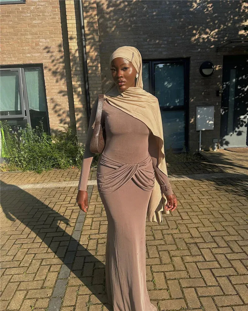 Sleek Diagonal Collar Maxi Dress for Formal Wear