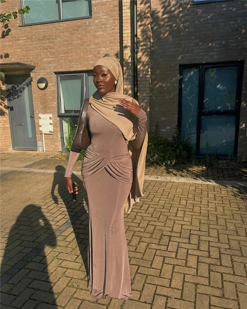 Sleek Diagonal Collar Maxi Dress for Formal Wear
