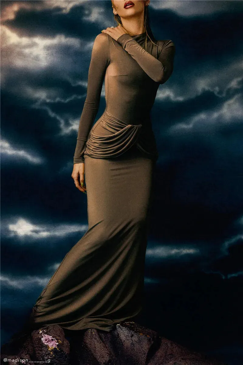 Sleek Diagonal Collar Maxi Dress for Formal Wear