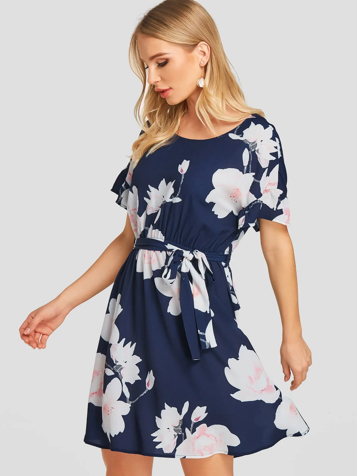 Wholesale Navy Round Neck Short Sleeve Floral Print Self-Tie Dresses