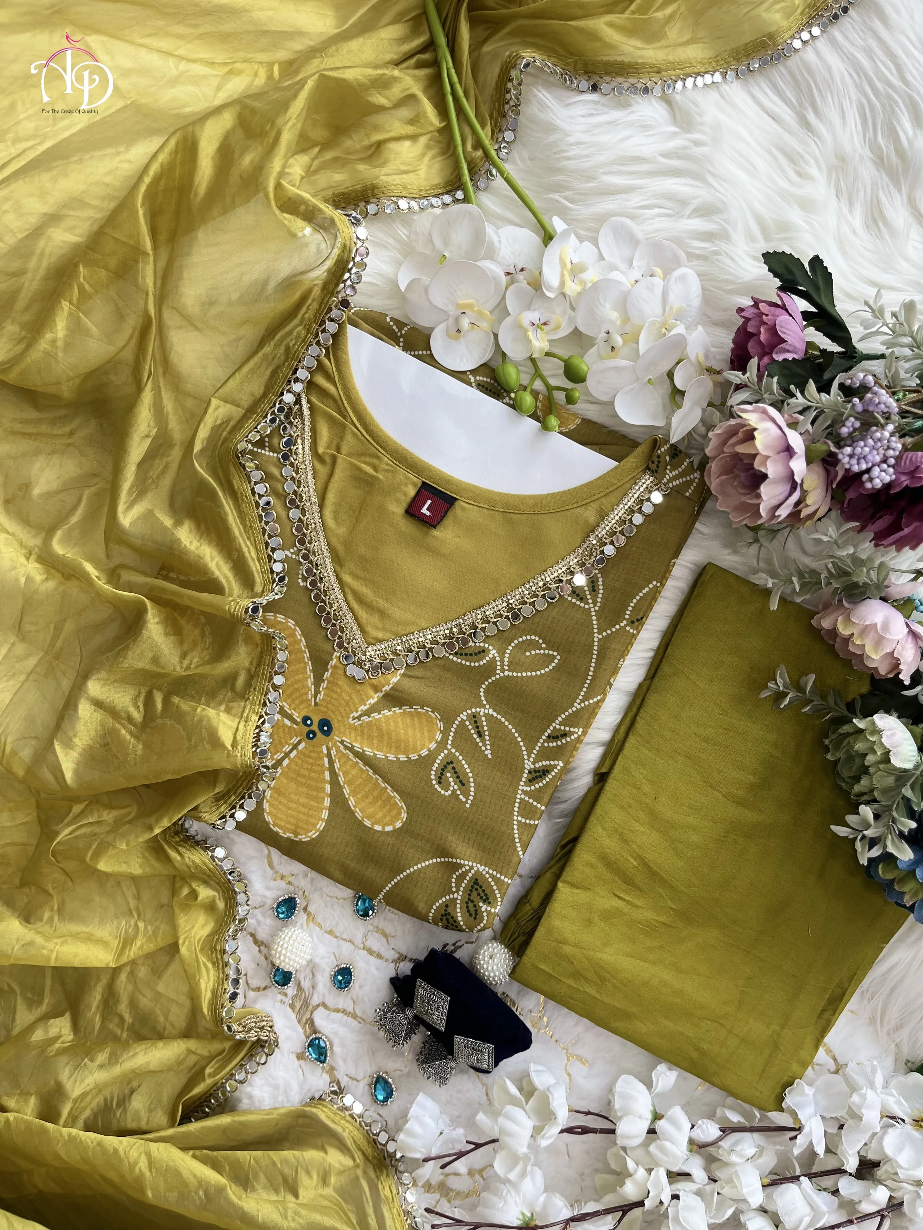 Women's Designer Party Wear Pure Soft Heavy Muslin Silk Salwar Suite